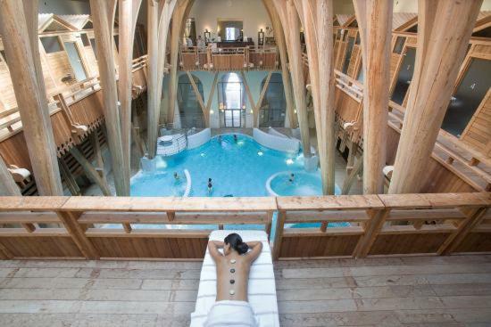 La Roseraie, Loft 3 Etoiles, Calme Et Ensoleille Au Pied Des Pyrenees บาญเญอ-เดอ-บีกอร์ ภายนอก รูปภาพ